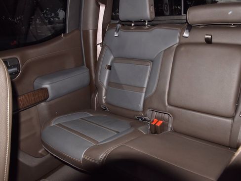 Used 2021 GMC Sierra 1500 Denali w/ Denali Ultimate Package image 19