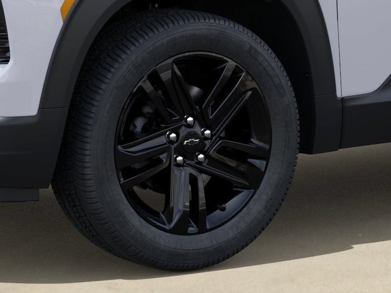 New 2026 Chevrolet TrailBlazer LT w/ Midnight Edition FWD image 9