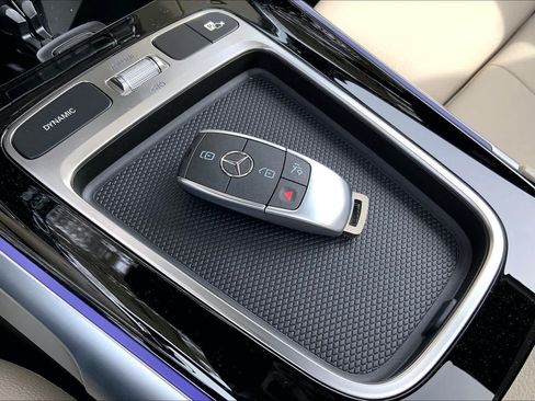 Certified 2026 Mercedes-Benz GLB 250 4MATIC image 21