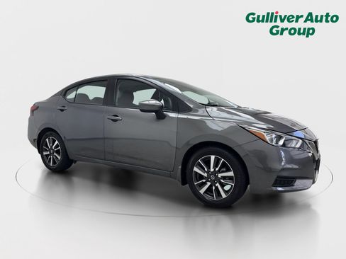 Used 2021 Nissan Versa SV FWD image 12