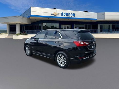 Used 2020 Chevrolet Equinox LT w/ Driver Convenience Package FWD image 3