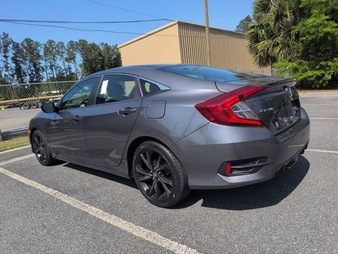Used 2019 Honda Civic Sport image 4
