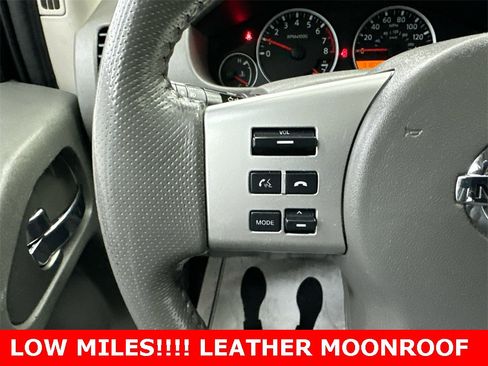 Used 2019 Nissan Frontier SL image 26