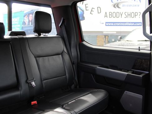 Used 2024 Ford F250 Lariat w/ Tremor Off-Road Package image 15