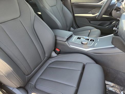 Used 2025 BMW i4 xDrive40i w/ Premium Package AWD/4WD image 17