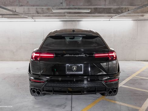Used 2024 Lamborghini Urus S image 11