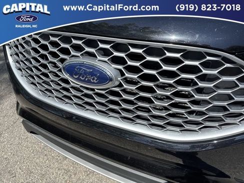 Certified 2023 Ford Edge SEL w/ Convenience Package image 10