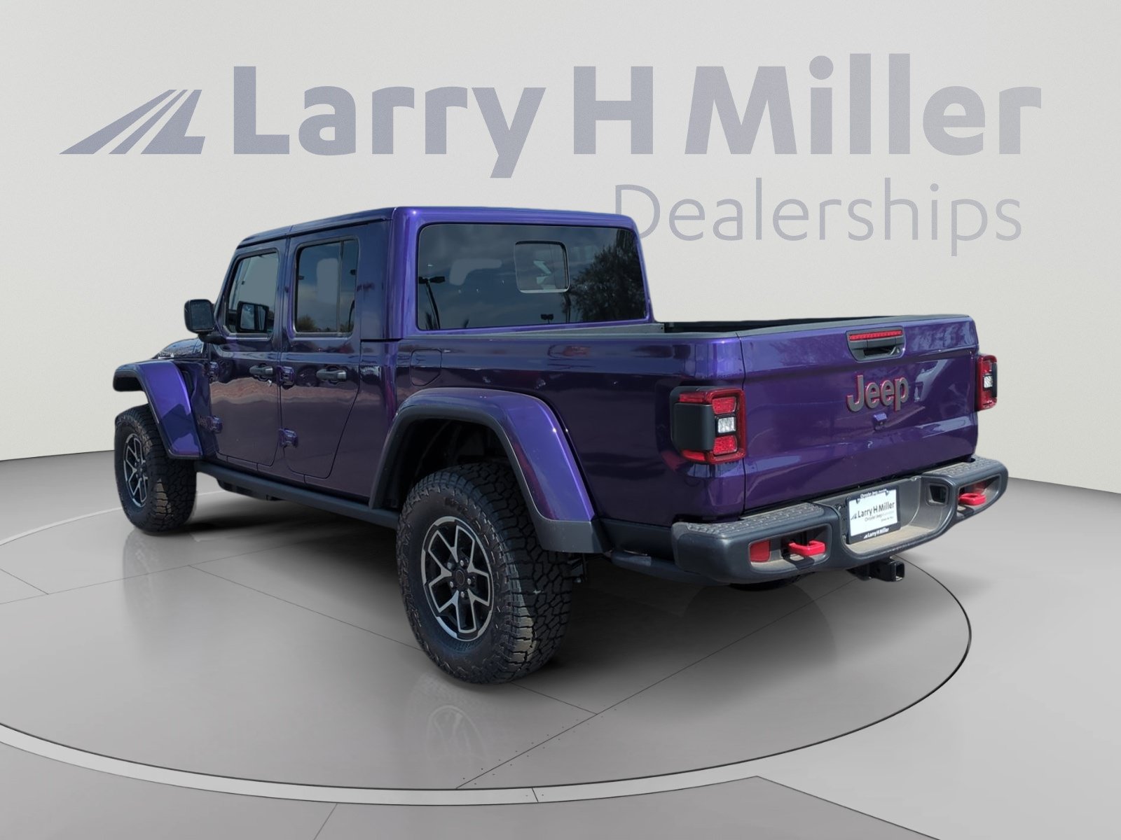 New 2026 Jeep Gladiator Rubicon w/ Steel Power Dome Hood Package AWD/4WD image 3