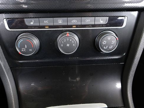Used 2015 Volkswagen GTI SE w/ Lighting Package (SEL) FWD image 47