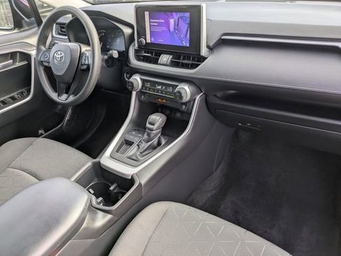 Used 2023 Toyota RAV4 XLE image 31