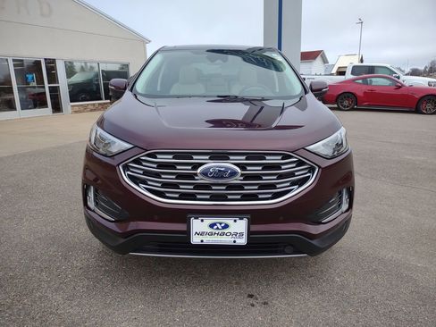 Used 2022 Ford Edge Titanium w/ Class II Trailer Tow Package image 8