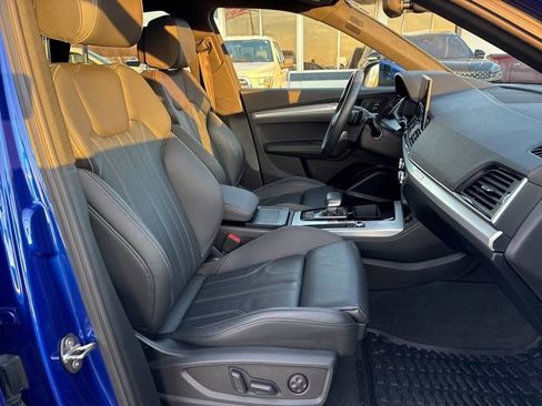 Used 2022 Audi Q5 2.0T Premium Plus w/ Premium Plus Package image 9