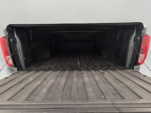 Used 2019 GMC Sierra 1500 SLE AWD/4WD image 15