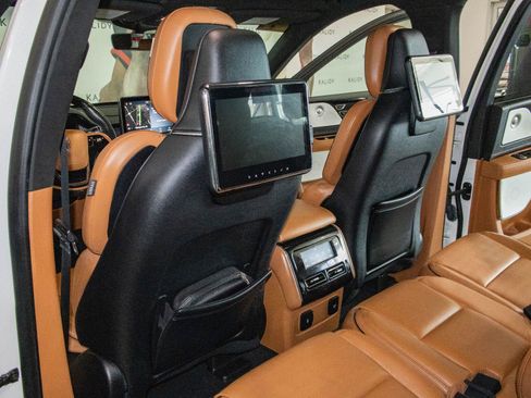 Used 2021 Lincoln Aviator Black Label AWD/4WD image 10