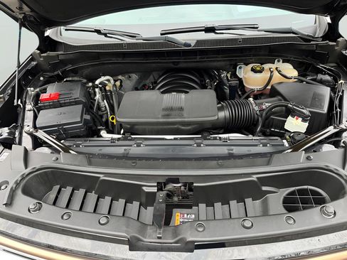 Used 2023 Chevrolet Tahoe High Country image 16