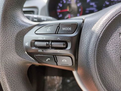 Used 2019 Kia Rio S FWD image 21