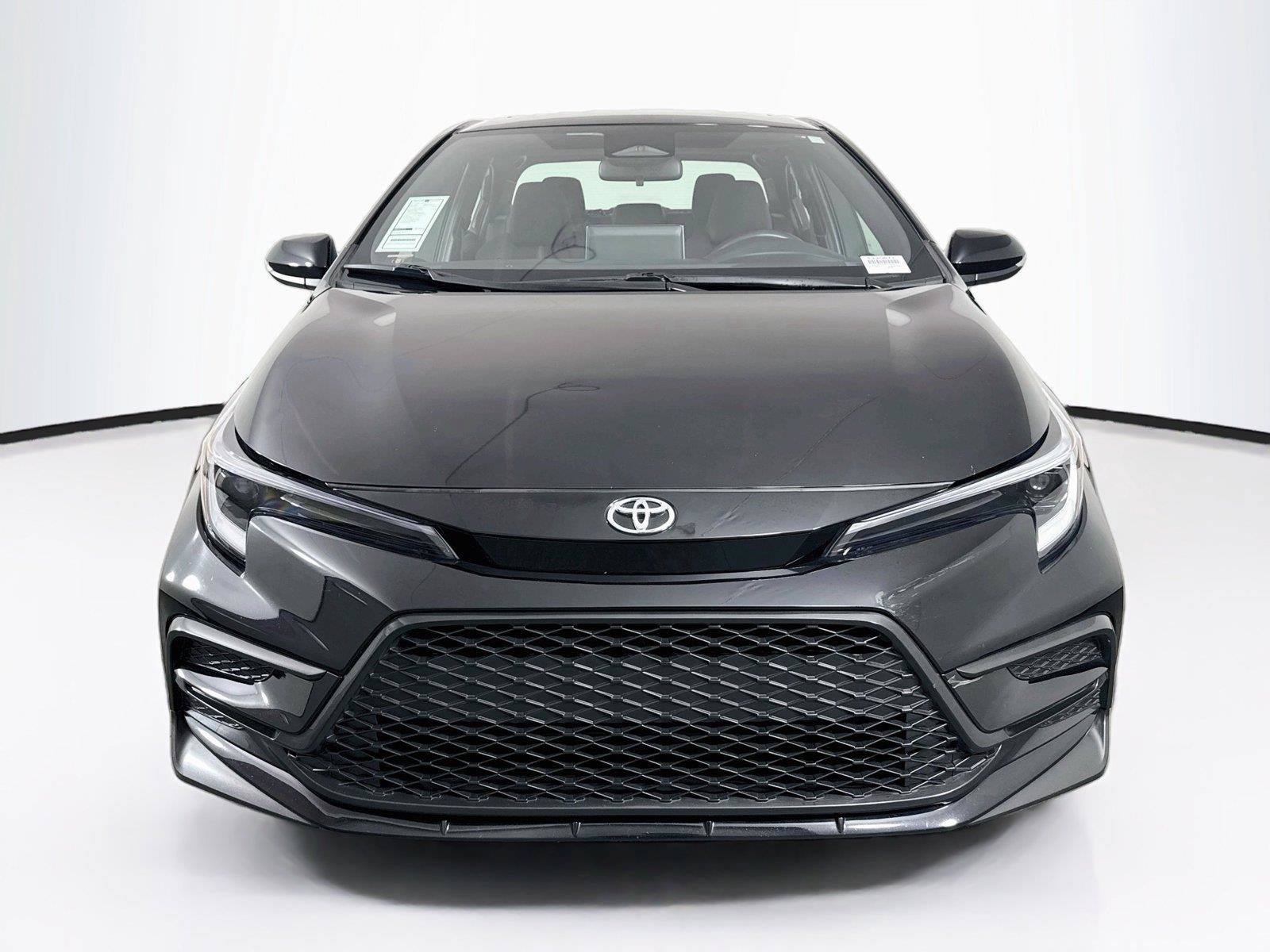 Certified 2025 Toyota Corolla SE w/ SE Premium Package FWD image 8