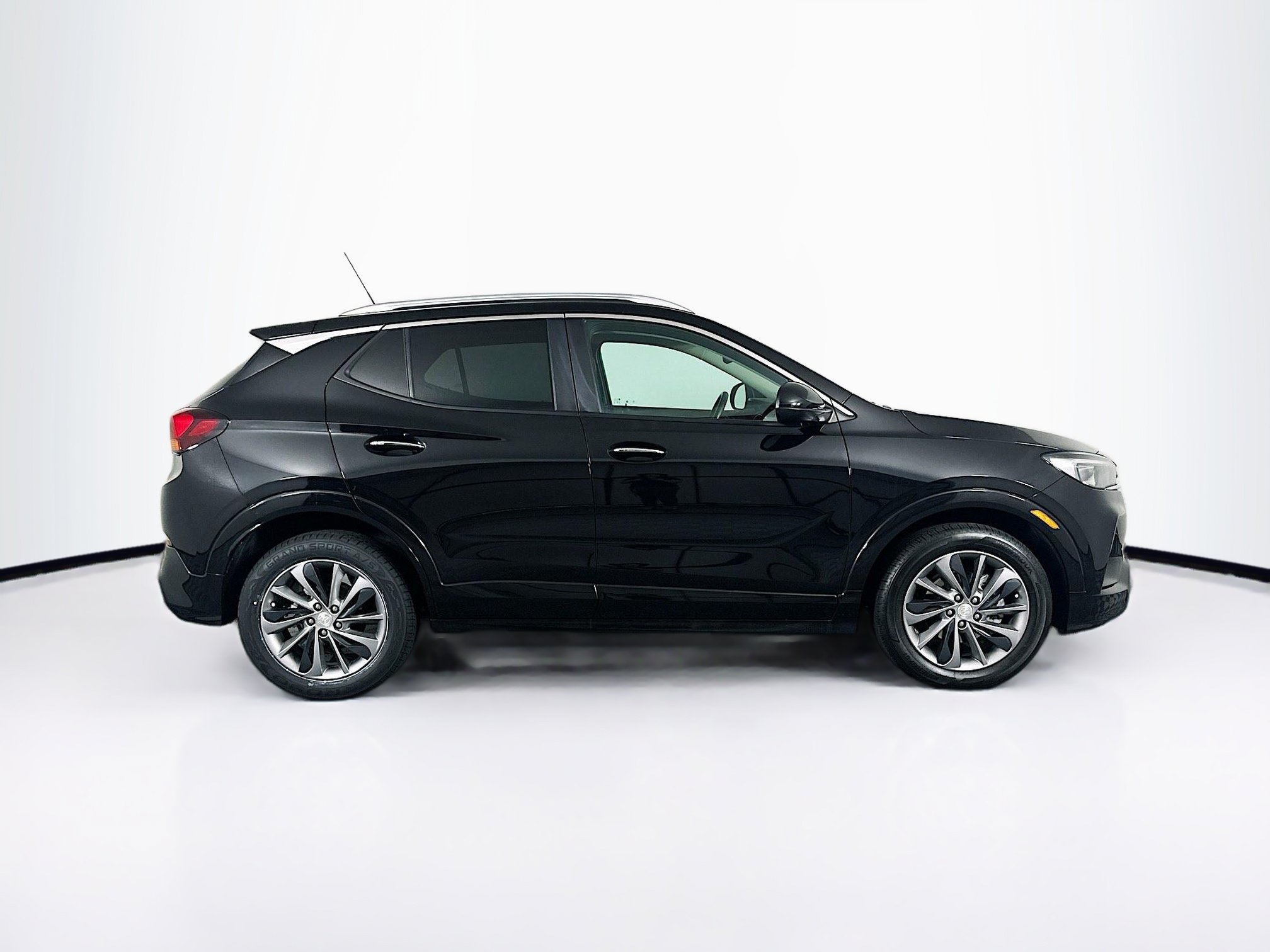 Used 2023 Buick Encore GX Select w/ Sport Touring Package FWD image 10