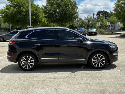 Used 2019 Lincoln MKC Reserve w/ MKC Climate Package FWD image 6