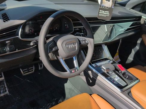 New 2025 Audi RS Q8 performance image 2