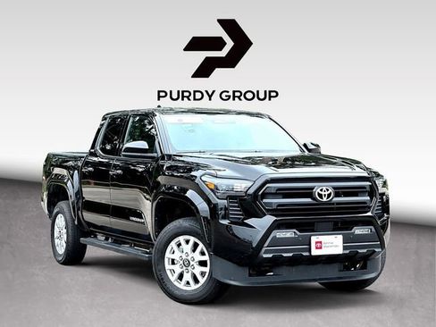 Used 2025 Toyota Tacoma SR5 w/ SR5 Upgrade Package AWD/4WD image 1