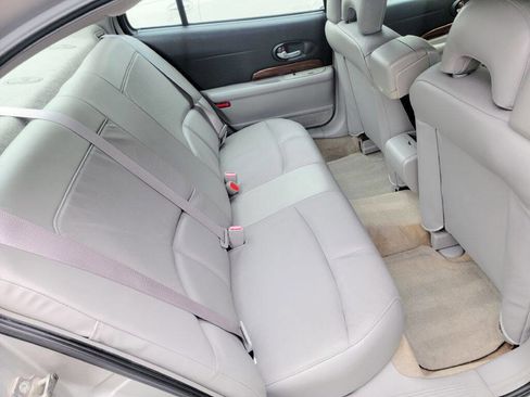 Used 2004 Buick Le Sabre Custom w/ Platinum Edition FWD image 16