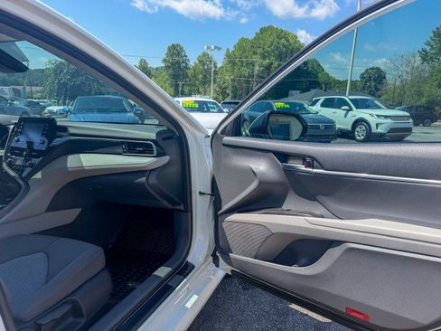 Used 2023 Toyota Camry LE FWD image 19