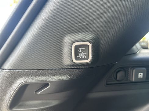 New 2026 Jeep Grand Cherokee Altitude image 8