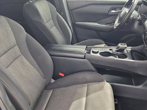 Used 2025 Nissan Rogue SV AWD/4WD image 20