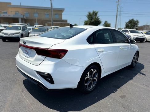 Used 2020 Kia Forte LXS FWD image 3