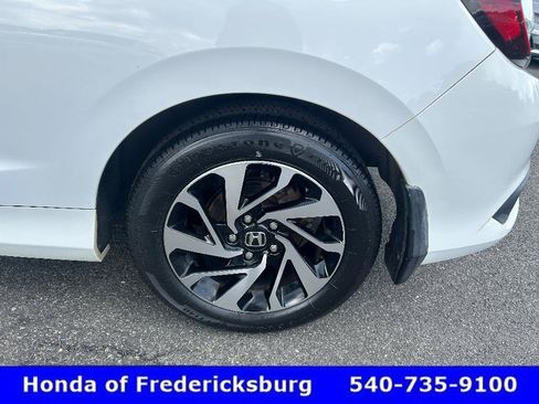 Certified 2017 Honda Civic LX image 31