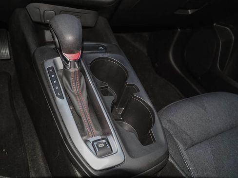 Certified 2025 Chevrolet Trax RS w/ Driver Confidence Package image 17