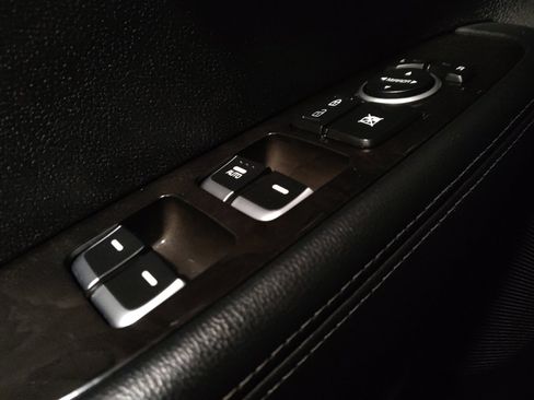 Used 2017 Kia Sorento EX image 27