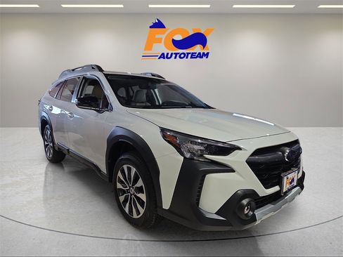 Used 2025 Subaru Outback Limited image 4