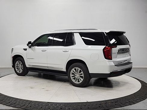 Used 2021 GMC Yukon SLT w/ SLT Premium Package RWD image 5