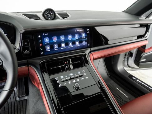 New 2026 Porsche Panamera 4 E-Hybrid image 13