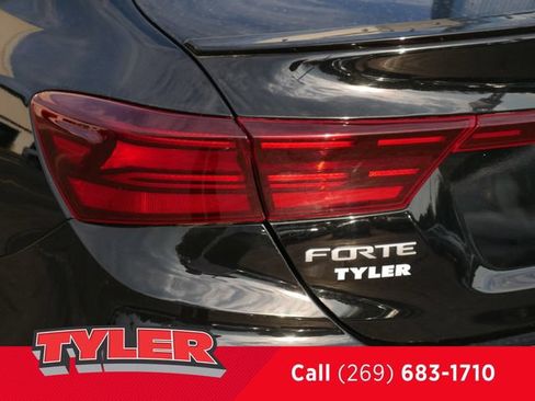 Used 2023 Kia Forte GT w/ GT2 Package FWD image 12