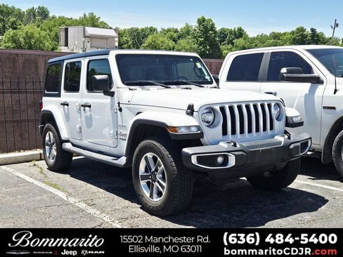Used 2019 Jeep Wrangler Unlimited Sahara AWD/4WD image 1