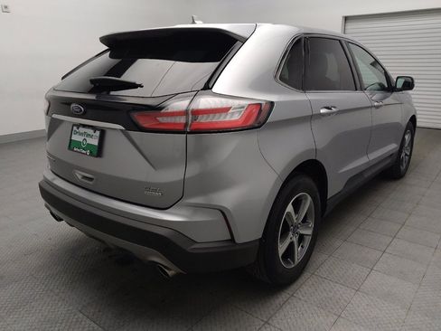 Used 2020 Ford Edge SEL w/ Convenience Package FWD image 9