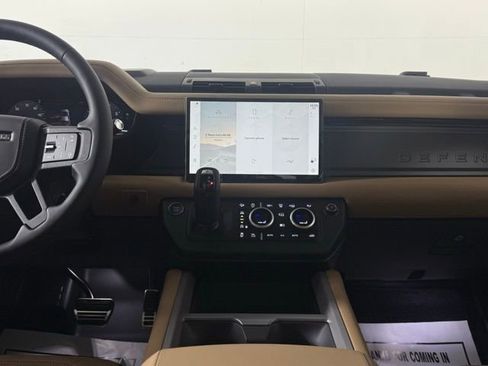 New 2025 Land Rover Defender 110 V8 image 21