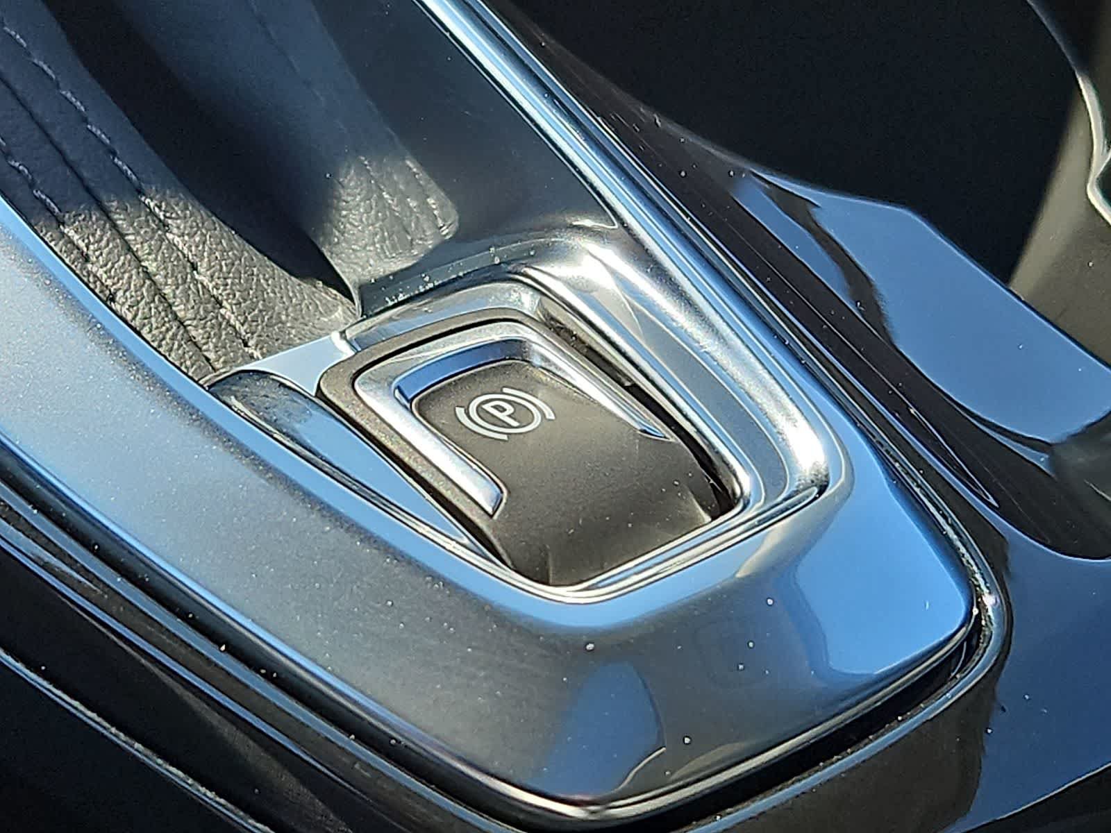 New 2026 Chevrolet Trax ACTIV w/ Sunroof Package FWD image 22