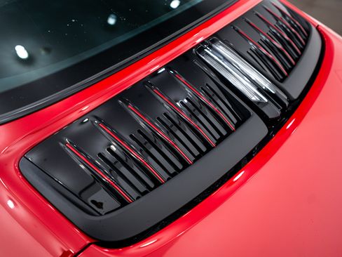 Certified 2026 Porsche 911 Targa 4 GTS image 19