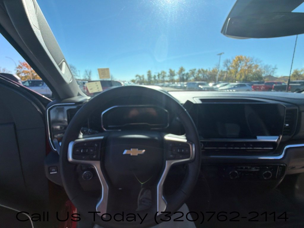 Used 2025 Chevrolet Silverado 2500 LT AWD/4WD image 20