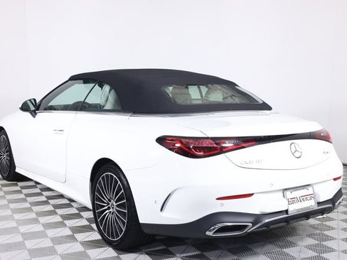 Used 2025 Mercedes-Benz CLE 450 4MATIC Cabriolet image 5