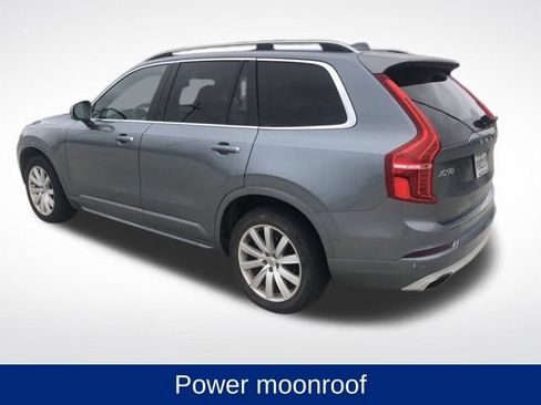 Used 2018 Volvo XC90 T6 Momentum w/ Convenience Package AWD/4WD image 5
