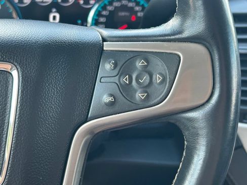Used 2017 GMC Yukon Denali RWD image 48