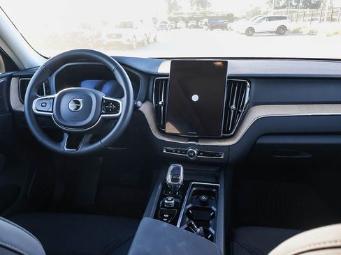 New 2026 Volvo XC60 B5 Plus AWD/4WD image 23