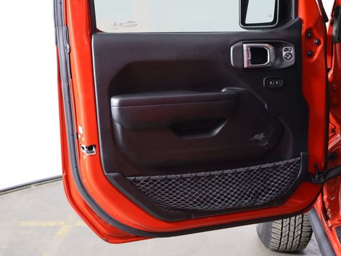 Used 2021 Jeep Wrangler Unlimited Sport AWD/4WD image 11