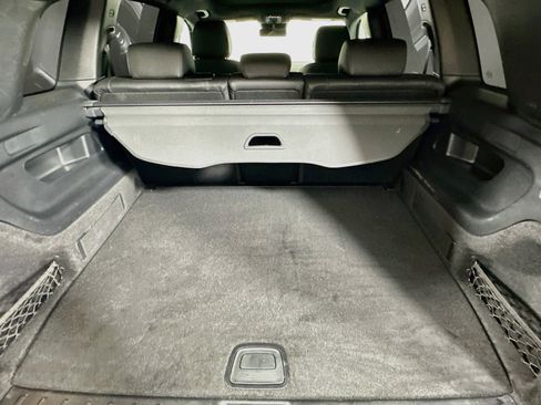 Used 2024 Mercedes-Benz GLB 250 w/ Exclusive Package image 29