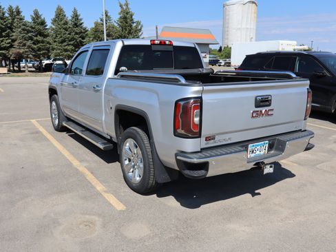 Used 2017 GMC Sierra 1500 SLT AWD/4WD image 4
